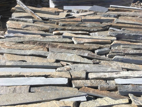 Горбушка златолит мультиколор для облицовки купить в Пушкино