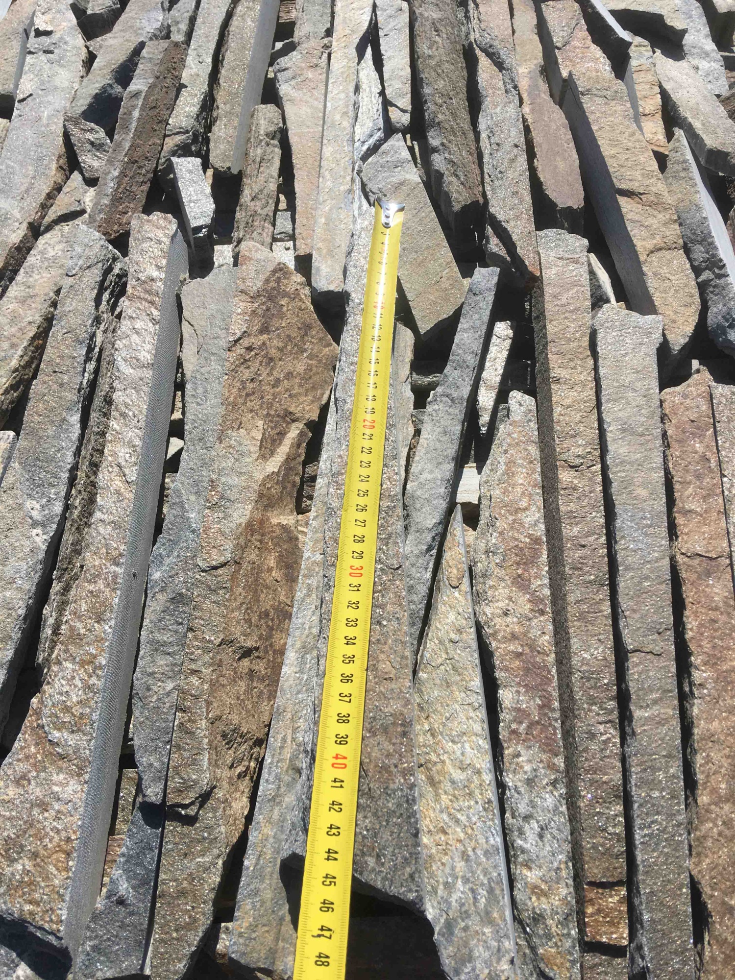 Горбушка златолит мультиколор для облицовки купить в Пушкино