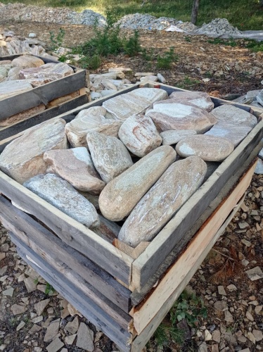 Златолит жёлтый, жёлто-зелёный глыбки и валуны для ланшафтного дизайна купить в Пушкино