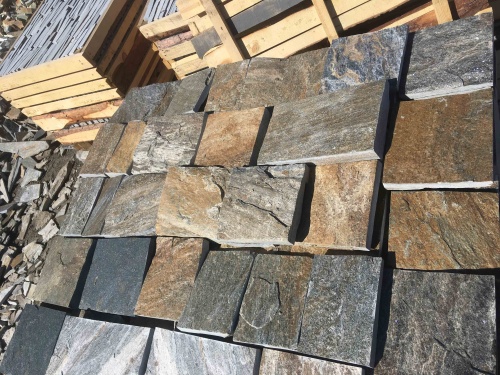 Плитка пилёная златолит Уральский для цоколя, отмостки купить в Пушкино