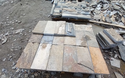 Плитка пилёная златолит Уральский для цоколя, отмостки купить в Пушкино