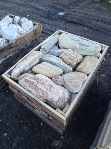 Златолит жёлтый, жёлто-зелёный глыбки и валуны для ланшафтного дизайна купить в Пушкино