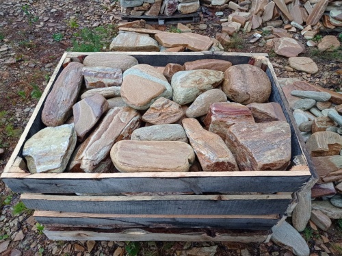 Златолит жёлтый, жёлто-зелёный глыбки и валуны для ланшафтного дизайна купить в Пушкино